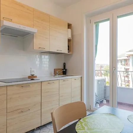 Apartment Lario - Ristrutturato Nuovo Centro Isola Milan